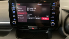 Toyota Yaris 1.5 Hybrid Design 5dr CVT Hybrid Hatchback